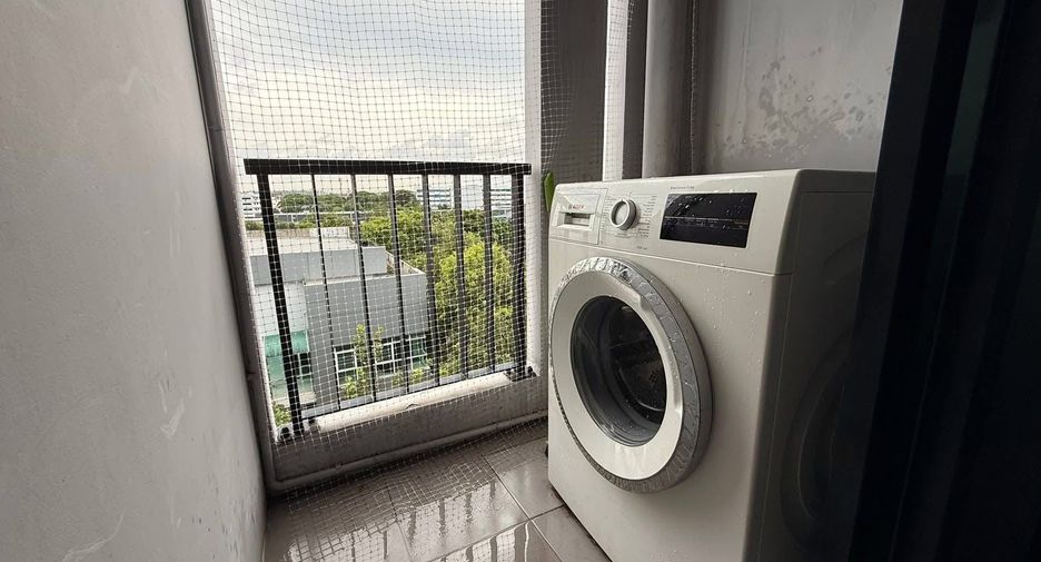 For sale 1 bed condo in Bang Kapi, Bangkok