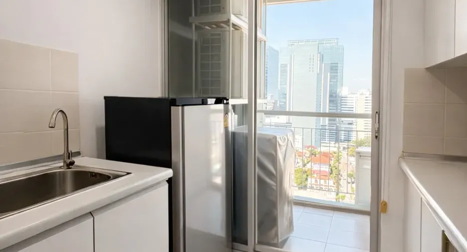 Condo en alquiler de 1 habitaciones en Huai Khwang, Bangkok