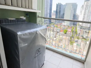 For rent 1 bed condo in Huai Khwang, Bangkok