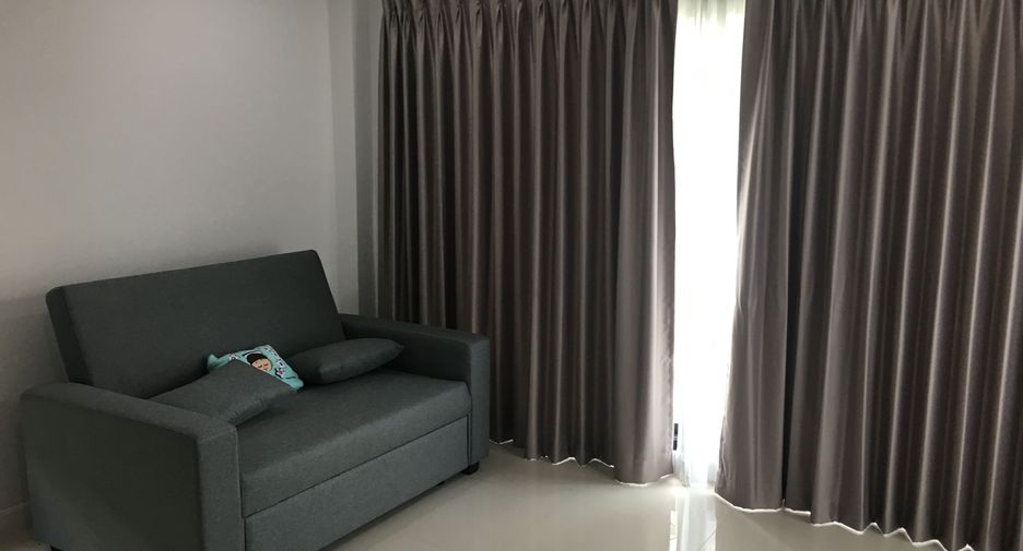 For sale 3 bedrooms house in Si Racha, Chonburi