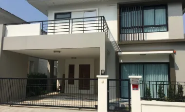 For sale 3 bedrooms house in Si Racha, Chonburi