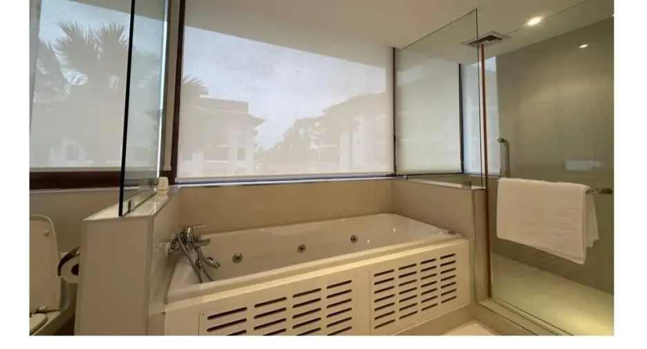 For sale and for rent 2 bedrooms condo in Mueang Phuket, Phuket