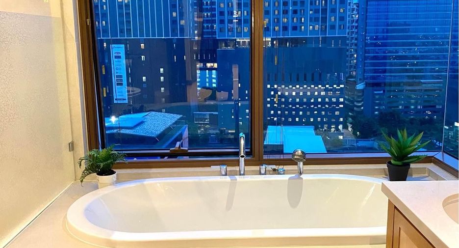Wohnung zur Miete mit 2 Zimmer in Khlong Toei, Bangkok