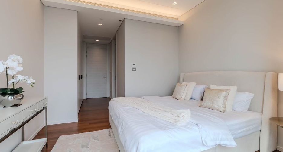 À louer 5 chambres condo à Pathum Wan, Bangkok