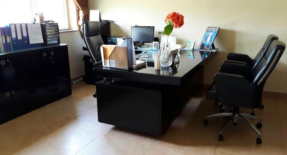 À vendre 4 chambres maison à Bang Lamung, Chonburi