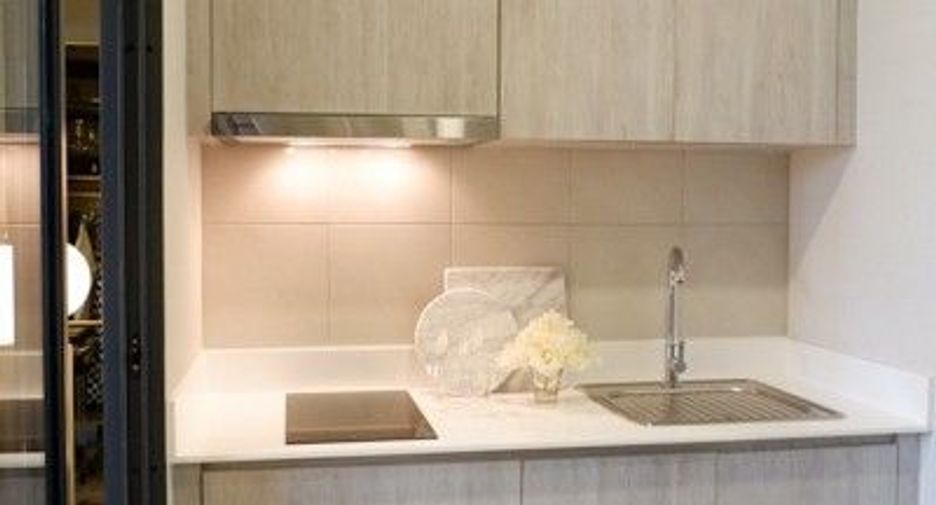 For sale 2 bedrooms condo in Chatuchak, Bangkok