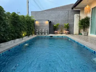 出售 和 出租 3 卧室 别墅 在 Bang Lamung, Chon Buri