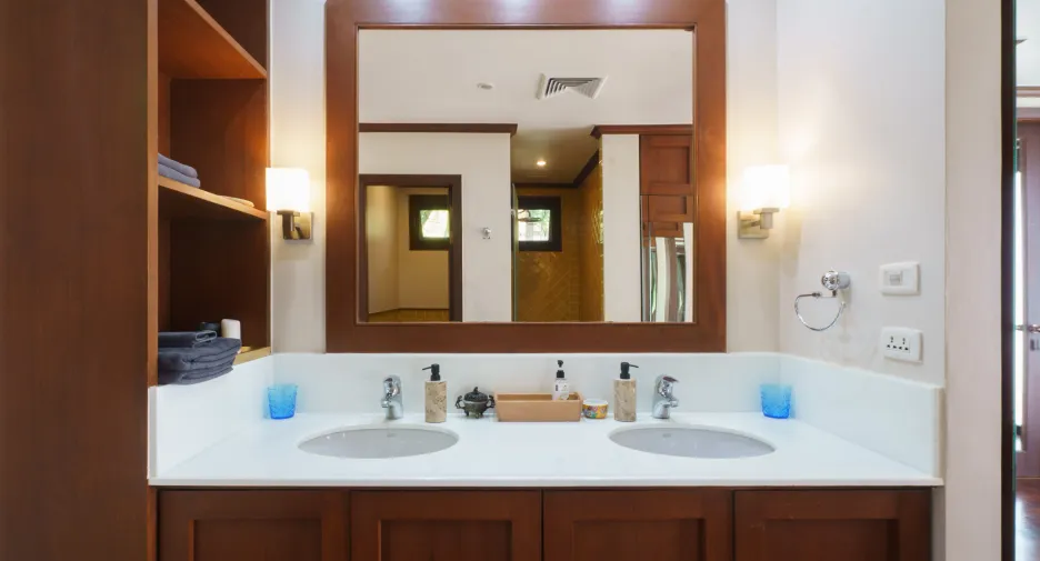 Villa zum Kauf und zur Miete mit 5 Zimmer in Thalang, Phuket