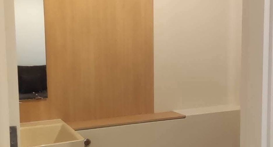 For rent 1 bed condo in Thon Buri, Bangkok