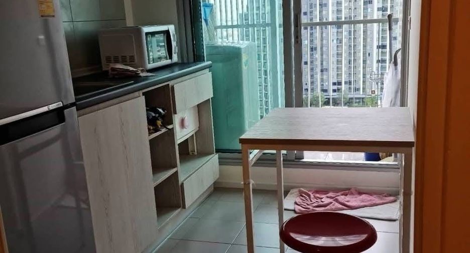 For rent 1 bed condo in Thon Buri, Bangkok