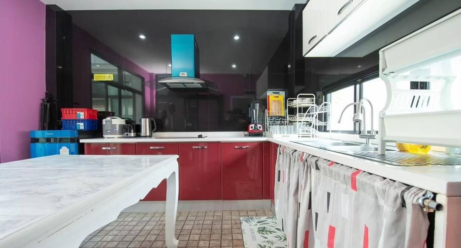 À vendre 3 chambres villa à Bang Lamung, Chonburi