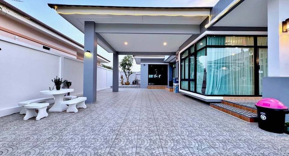 À vendre 3 chambres villa à Bang Lamung, Chonburi