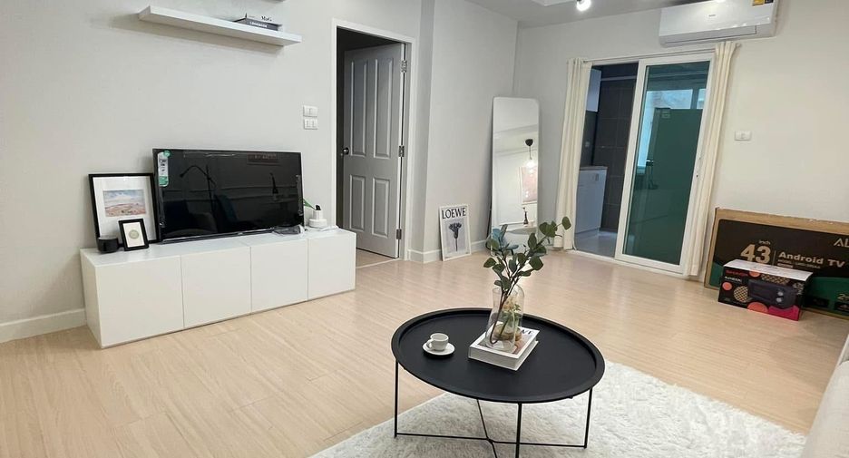 For rent 1 bed condo in Huai Khwang, Bangkok