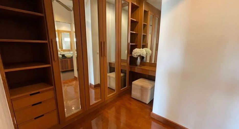 À louer 3 chambres villa à Bang Lamung, Chonburi