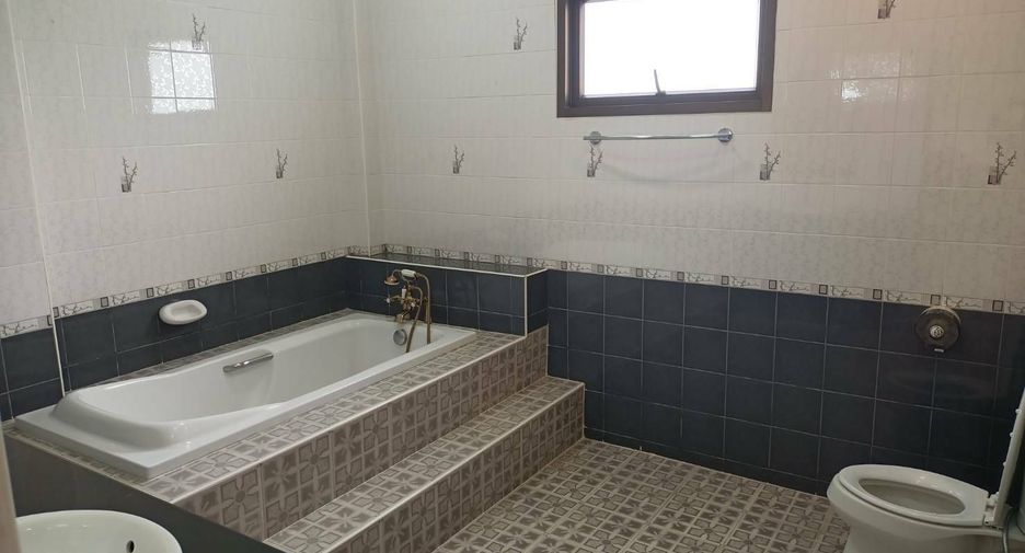 For sale 3 bedrooms house in Sattahip, Pattaya