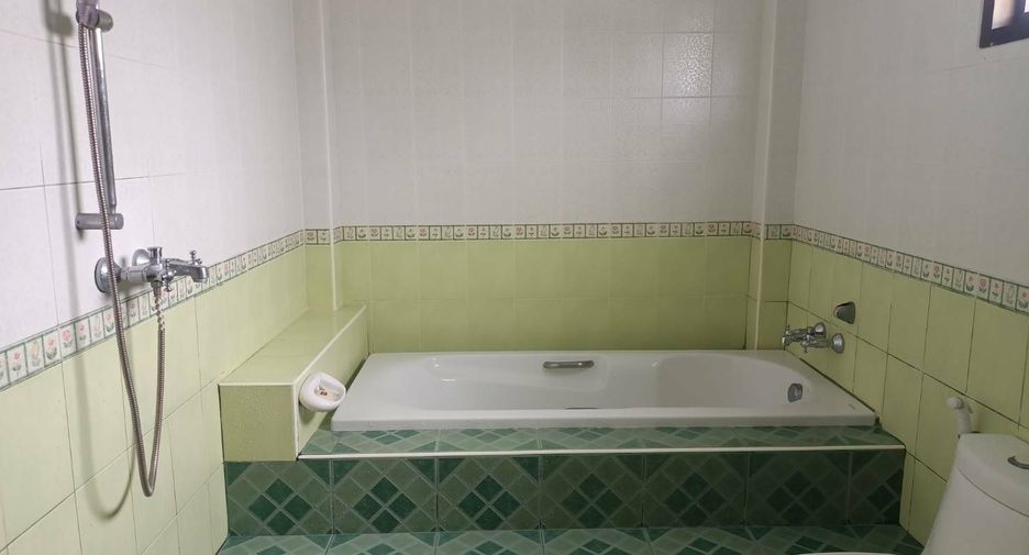 For sale 3 bedrooms house in Sattahip, Pattaya