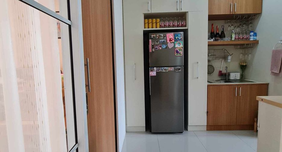 Gewerbefläche zum Kauf mit 3 Zimmer in Bang Lamung, Chonburi