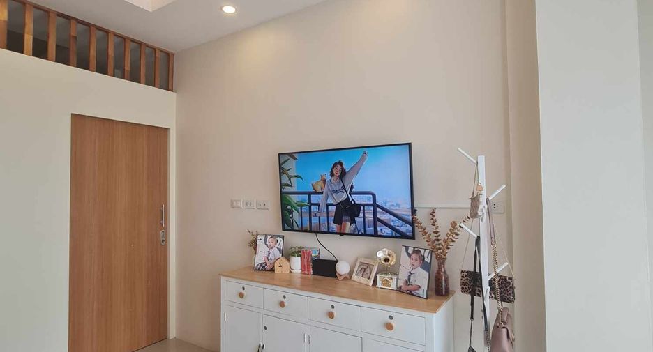 Gewerbefläche zum Kauf mit 3 Zimmer in Bang Lamung, Chonburi