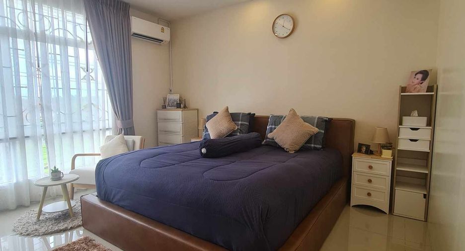 Gewerbefläche zum Kauf mit 3 Zimmer in Bang Lamung, Chonburi
