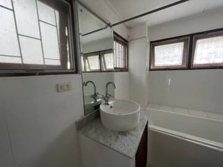 À louer 3 chambres appartement à Watthana, Bangkok