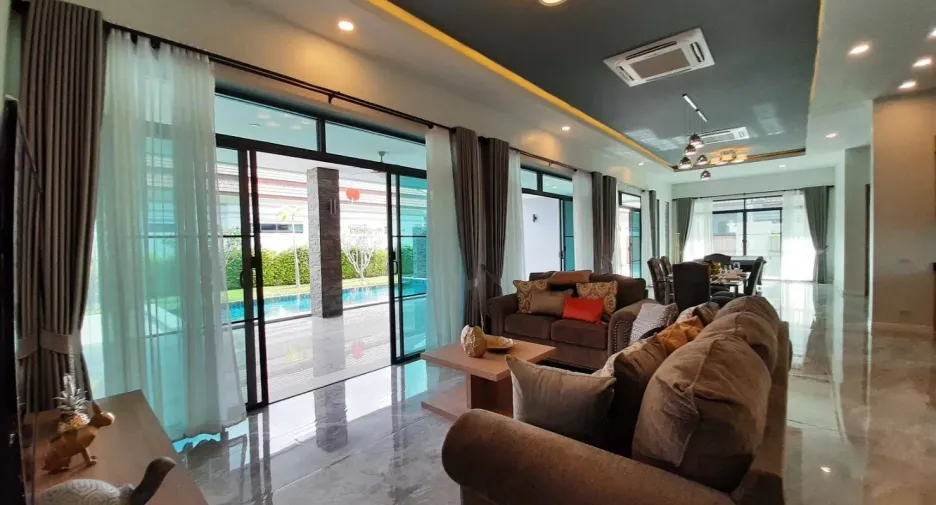 For sale 3 ベッドルーム villa in Cha Am, Phetchaburi