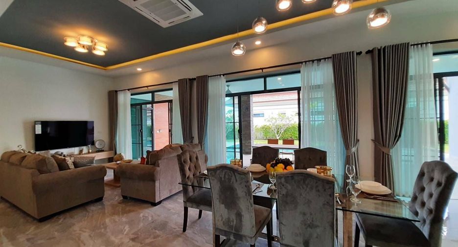 For sale 3 ベッドルーム villa in Cha Am, Phetchaburi