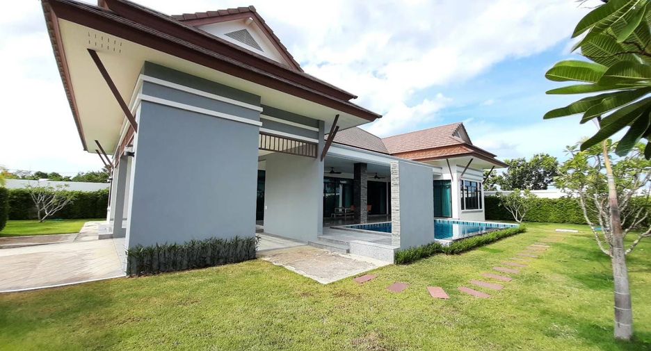 For sale 3 ベッドルーム villa in Cha Am, Phetchaburi