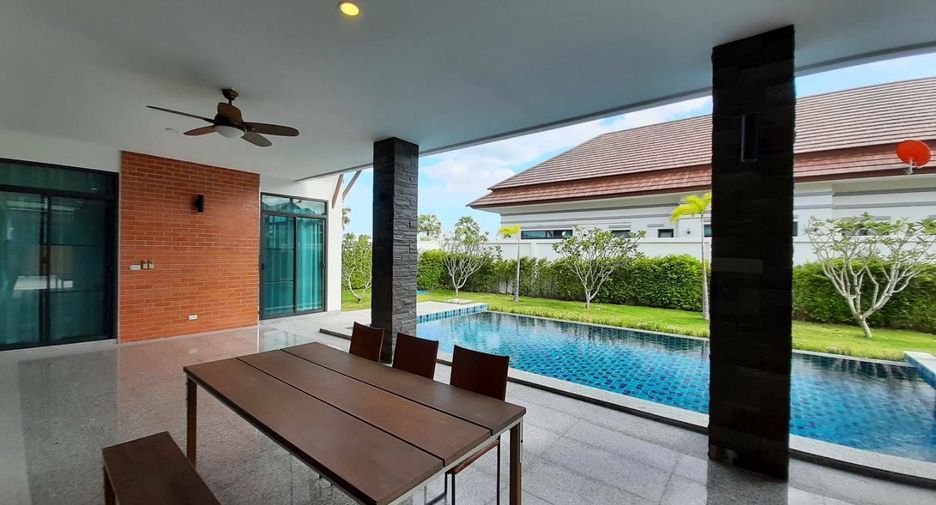 For sale 3 ベッドルーム villa in Cha Am, Phetchaburi