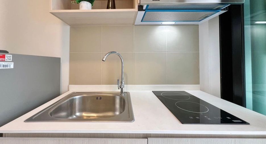 Wohnung zur Miete mit 1 Zimmer in Wang Thonglang, Bangkok