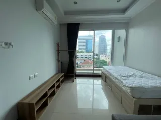 Condo en alquiler de 2 habitaciones en Ratchathewi, Bangkok