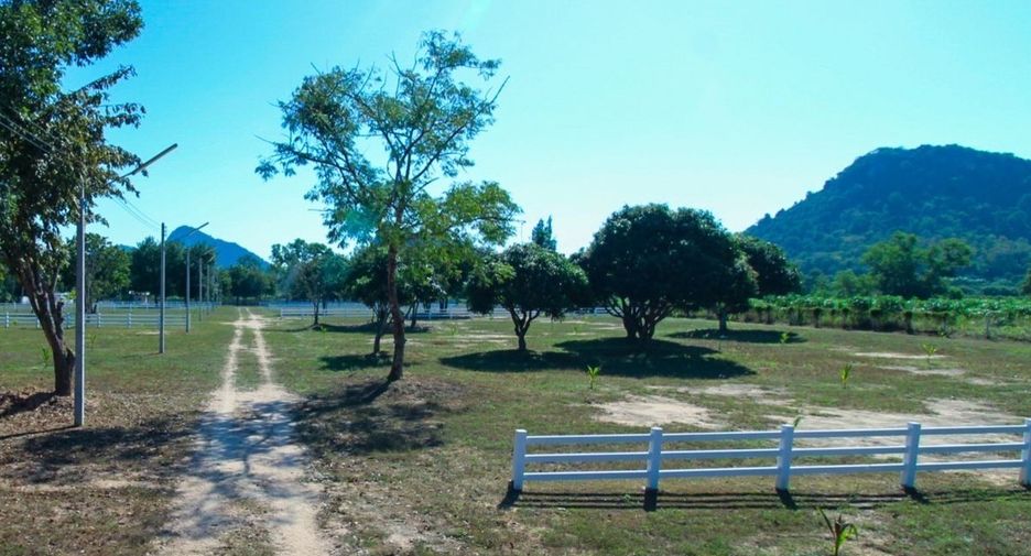 出售 土地 在 Huai Yai, 芭提雅