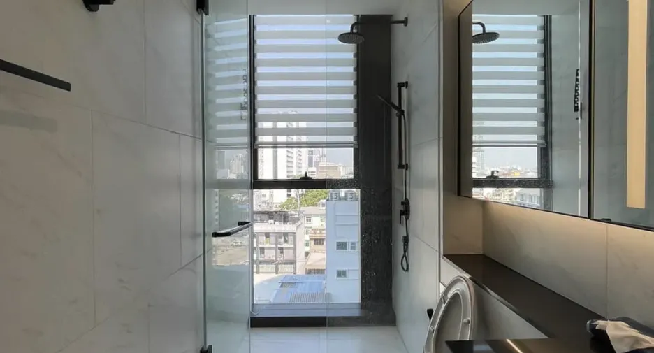 Condo en alquiler de 1 habitaciones en Sathon, Bangkok