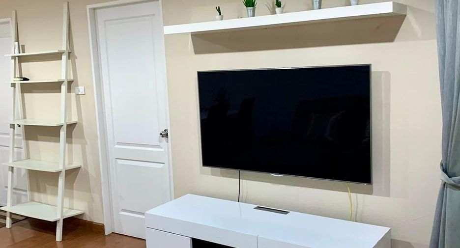 For rent 2 bedrooms condo in Huai Khwang, Bangkok
