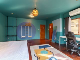 Reihenhaus zur Miete mit 5 Zimmer in Watthana, Bangkok