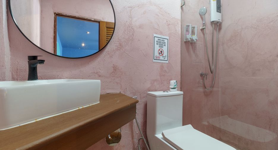 Reihenhaus zur Miete mit 5 Zimmer in Watthana, Bangkok