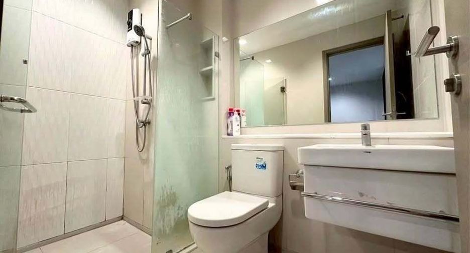 À louer 1 chambre condo à Khlong Toei, Bangkok