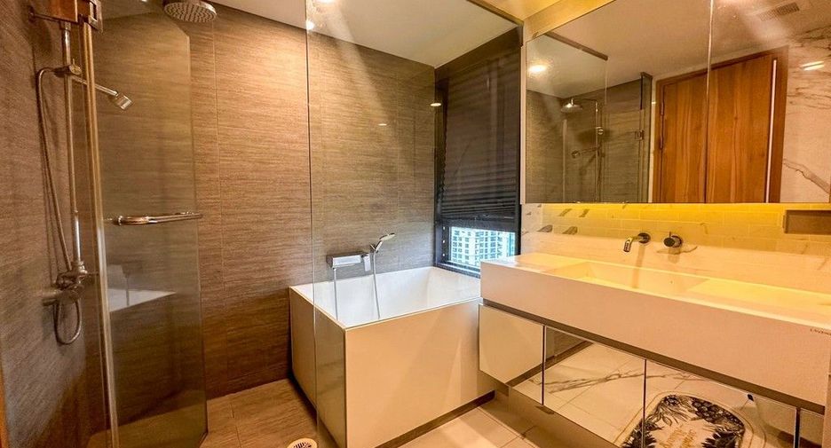 For sale 2 bedrooms condo in Watthana, Bangkok