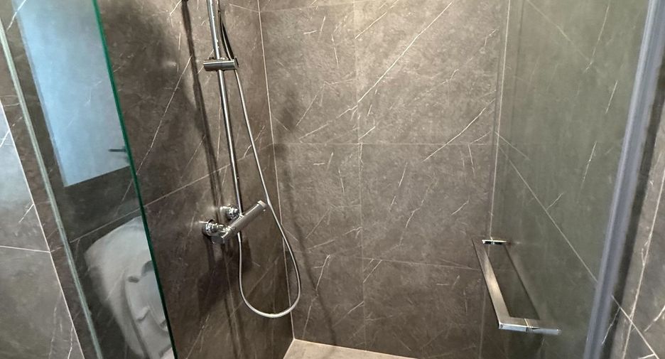 For rent 1 bed condo in Ratchathewi, Bangkok