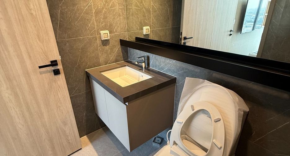 For rent 1 bed condo in Ratchathewi, Bangkok