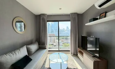 For rent 2 ベッドルーム condo in Pathum Wan, Bangkok