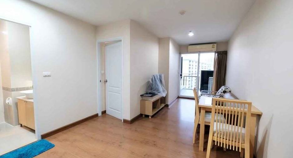 À louer 1 chambre condo à Phra Khanong, Bangkok
