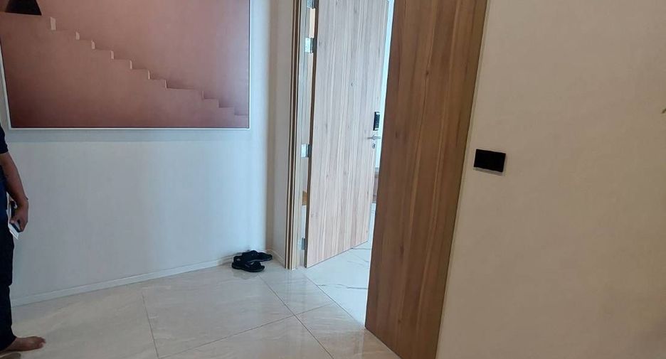 For rent 3 bedrooms condo in Watthana, Bangkok