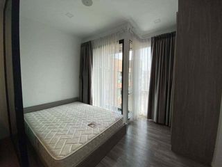 Wohnung zur Miete mit Studio in Huai Khwang, Bangkok