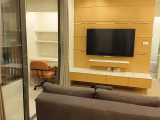 Wohnung zur Miete mit 2 Zimmer in Khlong San, Bangkok