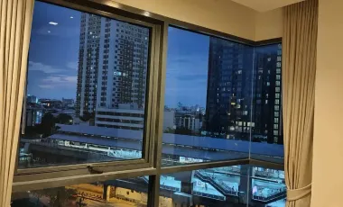 Condo en alquiler de 2 habitaciones en Khlong San, Bangkok