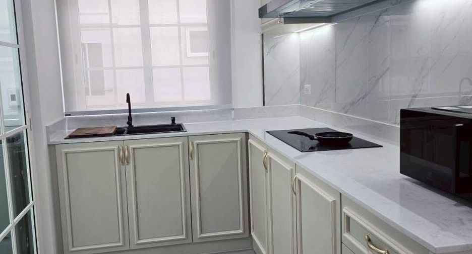 For rent 4 bedrooms house in Mueang Samut Prakan, Samut Prakan