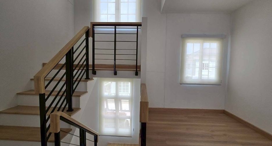 For rent 4 bedrooms house in Mueang Samut Prakan, Samut Prakan