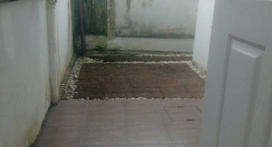 Haus zum Kauf mit 3 Zimmer in Si Racha, Chonburi
