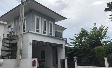Haus zum Kauf mit 3 Zimmer in Si Racha, Chonburi