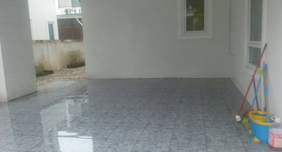 Haus zum Kauf mit 3 Zimmer in Si Racha, Chonburi
